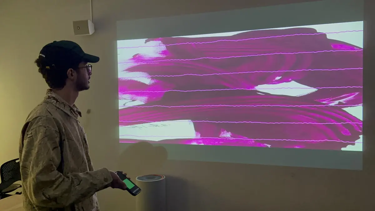 Changing the visuals with a gesture